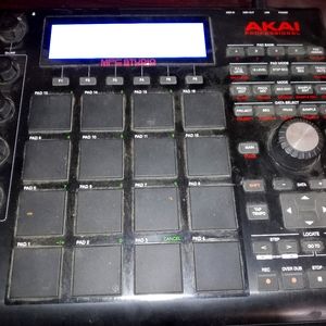 Akai mpc Black studio